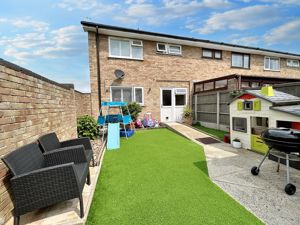 Photo 25- click for photo gallery